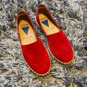 Verbenas. Size 39, red suede!